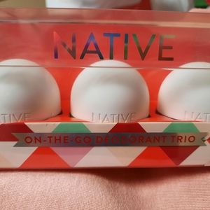 NIB Native deodorant trio